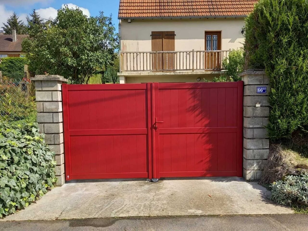Installation portail battant
